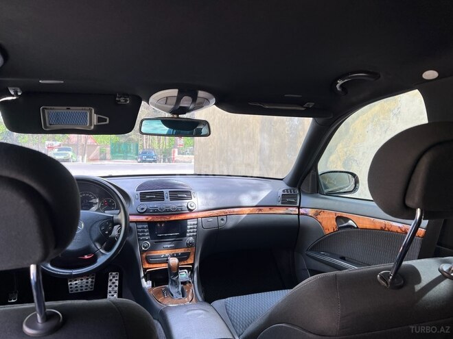 Mercedes E 220 d 2003, 379,000 km - 2.2 l - Ağcabədi