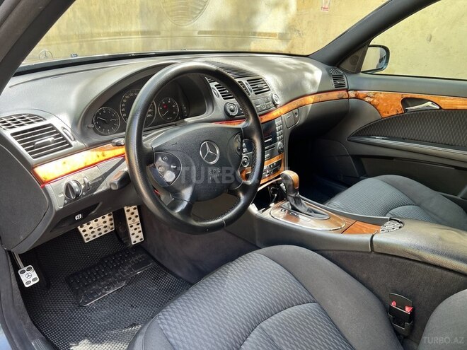 Mercedes E 220 d 2003, 379,000 km - 2.2 l - Ağcabədi