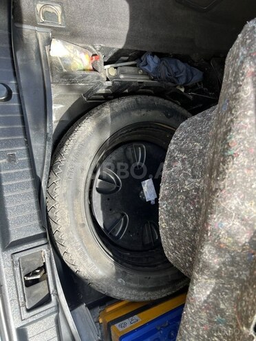 Mercedes E 220 d 2003, 379,000 km - 2.2 l - Ağcabədi