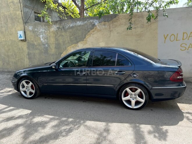 Mercedes E 220 d 2003, 379,000 km - 2.2 l - Ağcabədi