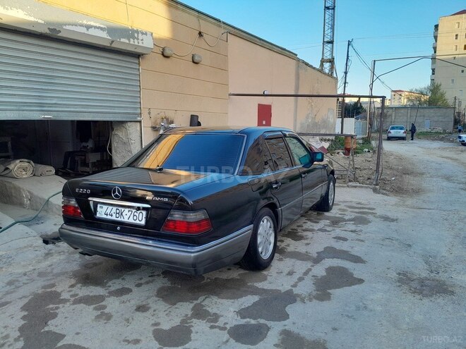 Mercedes E 220 1994, 308,000 km - 2.2 л - Bakı