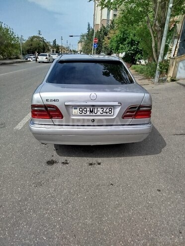 Mercedes E 240 1998, 350,000 km - 2.4 l - Bakı