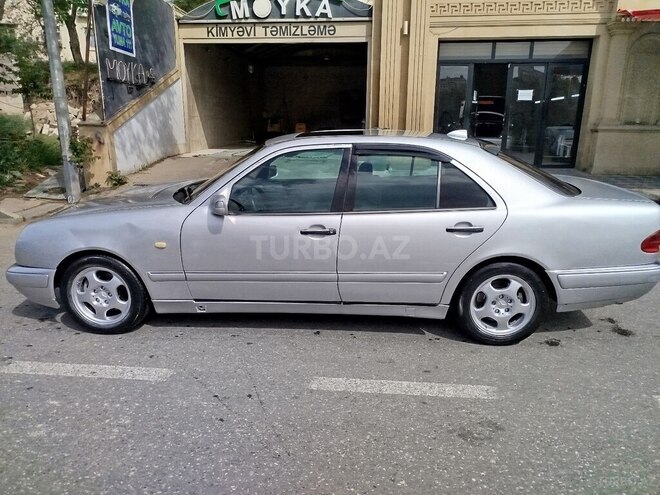 Mercedes E 240 1998, 350,000 km - 2.4 l - Bakı
