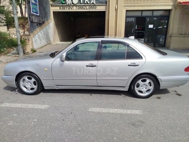 Mercedes E 240 1998, 350,000 km - 2.4 l - Bakı