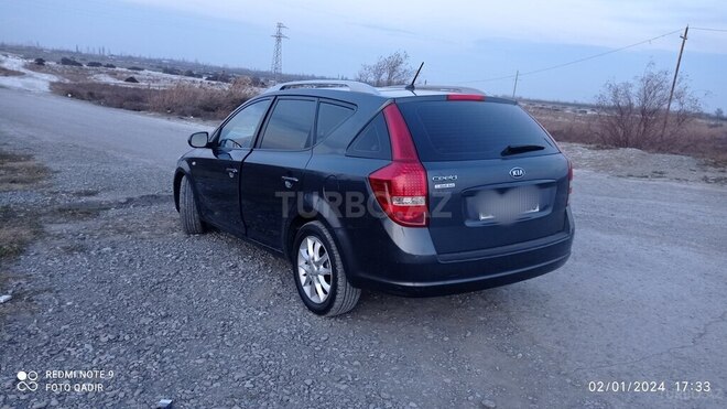 Kia Ceed 2011, 199,000 km - 1.4 l - Ucar