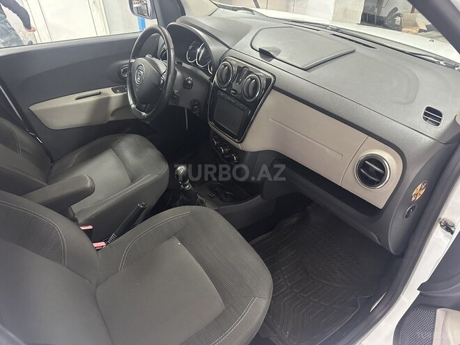 Dacia Lodgy 2016, 197,000 km - 1.5 л - Bakı
