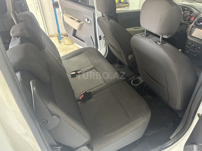 Dacia Lodgy 2016, 197,000 km - 1.5 л - Bakı