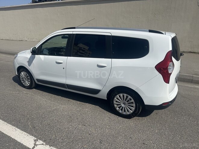 Dacia Lodgy 2016, 197,000 km - 1.5 л - Bakı
