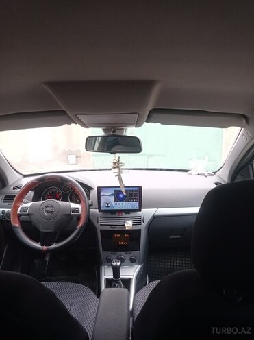Opel Astra 2009, 249,000 km - 1.4 l - Bakı