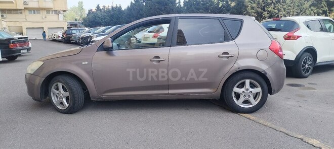 Kia Ceed 2008, 385,000 km - 1.6 l - Bakı