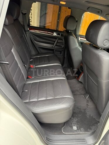 Volkswagen Touareg 2009, 180,000 km - 3.6 l - Bərdə