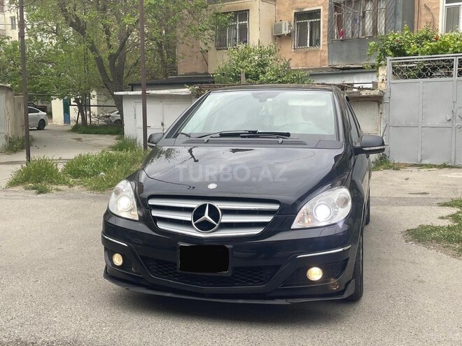 Mercedes B 180 2010, 246,000 km - 1.7 л - Bakı