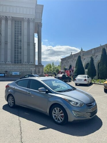 Hyundai Elantra 2015, 197,949 km - 1.8 l - Gəncə