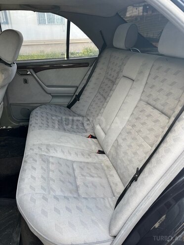 Mercedes C 200 1995, 379,922 km - 2.0 l - Bakı