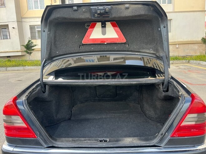 Mercedes C 200 1995, 379,922 km - 2.0 l - Bakı