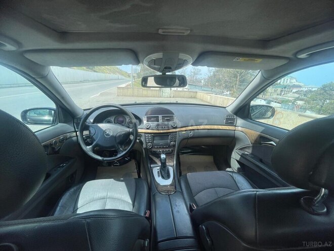 Mercedes E 270 2003, 355,000 km - 2.7 l - Bakı
