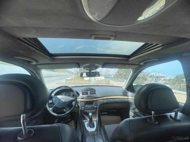 Mercedes E 270 2003, 355,000 km - 2.7 l - Bakı