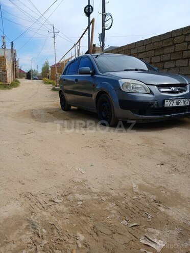 Kia Rio 2010, 350,000 km - 1.4 l - Bakı
