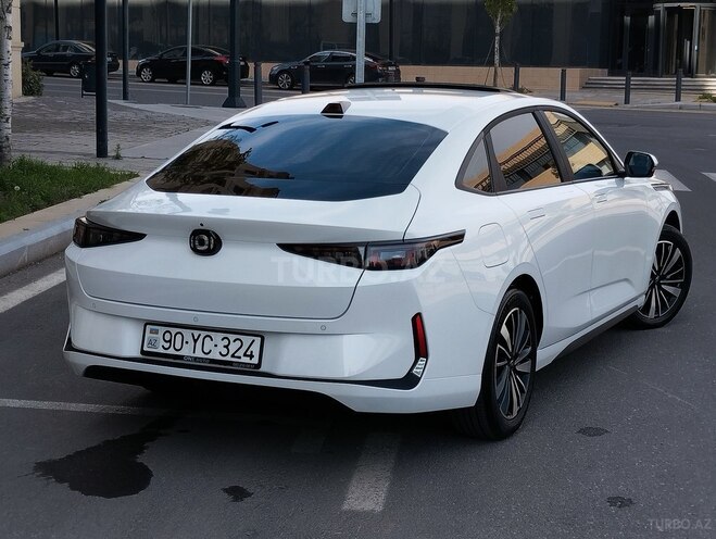 Changan Qiyuan A05 2024, 18,000 km - 1.5 л - Bakı