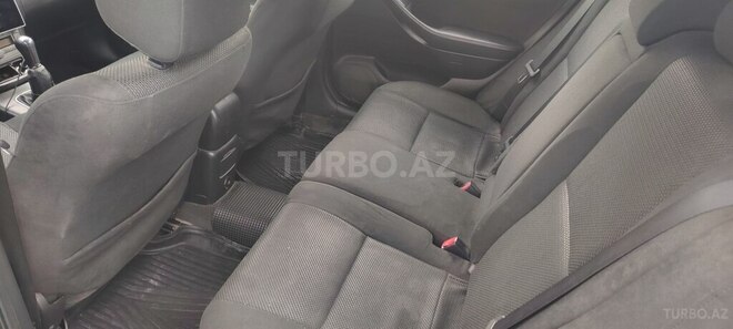 Toyota Avensis 2004, 294,886 km - 2.0 l - Quba