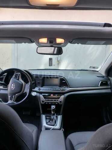 Hyundai Elantra 2017, 89,000 km - 2.0 l - Bakı