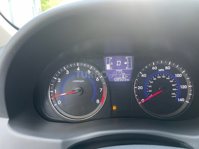 Hyundai Accent 2017, 173,809 km - 1.6 л - Bakı