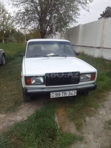 LADA (VAZ) 2107 2009, 90,000 km - 1.6 l - Salyan