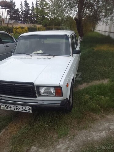 LADA (VAZ) 2107 2009, 90,000 km - 1.6 l - Salyan