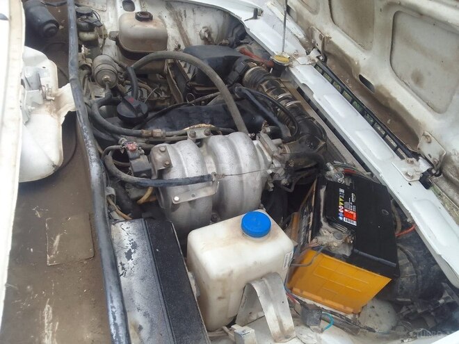 LADA (VAZ) 2107 2009, 90,000 km - 1.6 l - Salyan