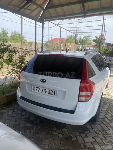 Kia Ceed 2010, 200,000 km - 1.4 л - Sumqayıt