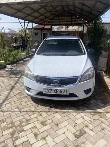 Kia Ceed 2010, 200,000 km - 1.4 л - Sumqayıt