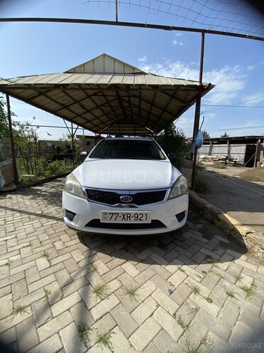 Kia Ceed 2010, 200,000 km - 1.4 л - Sumqayıt