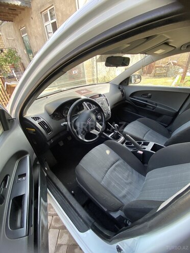 Kia Ceed 2010, 200,000 km - 1.4 л - Sumqayıt