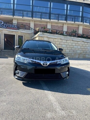 Toyota Corolla 2017, 155,000 km - 1.6 л - Bakı