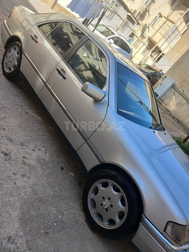Mercedes C 220 1994, 237,643 km - 2.2 л - Bakı