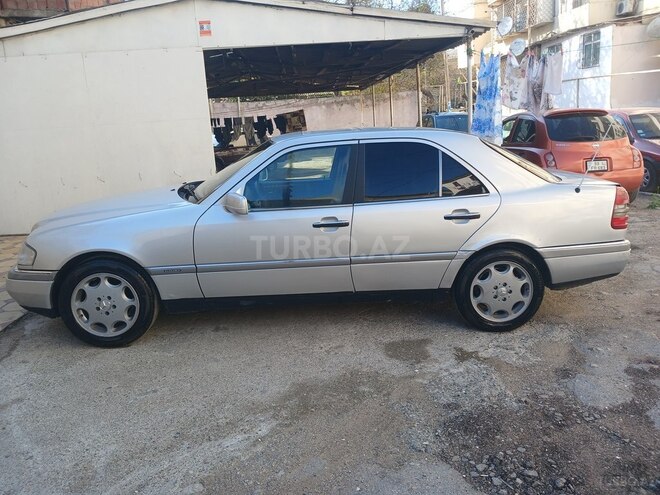 Mercedes C 220 1994, 237,643 km - 2.2 л - Bakı