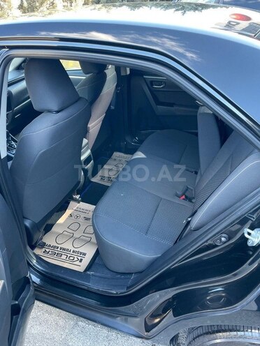 Toyota Corolla 2017, 155,000 km - 1.6 л - Bakı