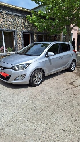 Hyundai i20 2012, 130,000 km - 1.3 l - Bakı