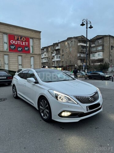 Hyundai Grandeur 2015, 229,000 km - 2.2 л - Bakı