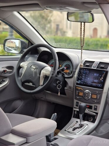 Toyota Corolla 2012, 220,000 km - 1.8 л - Bakı