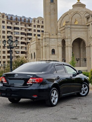 Toyota Corolla 2012, 220,000 km - 1.8 л - Bakı