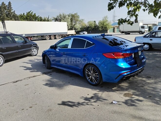Hyundai Elantra 2017, 160,934 km - 1.6 л - Sumqayıt