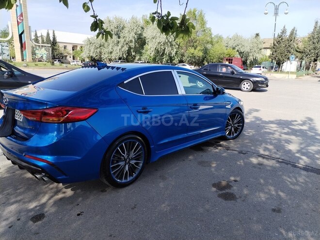 Hyundai Elantra 2017, 160,934 km - 1.6 л - Sumqayıt