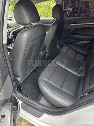 Hyundai Avante 2016, 184,200 km - 1.6 l - Bakı