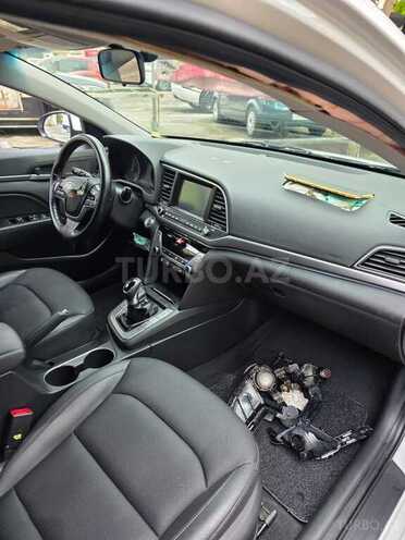 Hyundai Avante 2016, 184,200 km - 1.6 l - Bakı