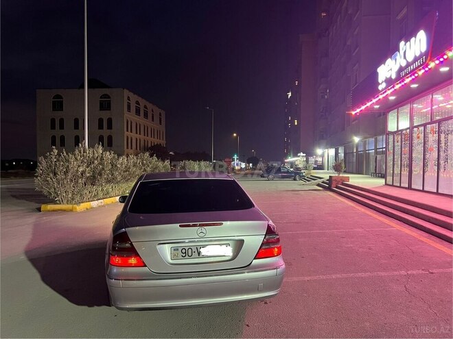 Mercedes E 220 d 2005, 330,000 km - 2.2 л - Bakı
