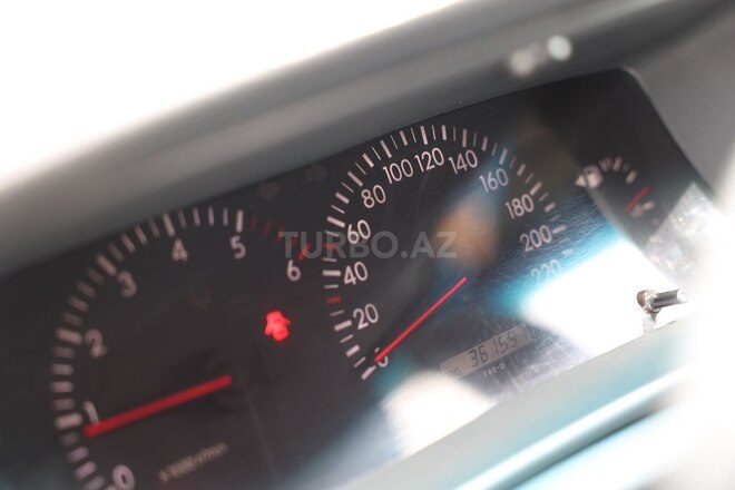 Toyota Corolla 2005, 362,000 km - 1.4 l - Bakı