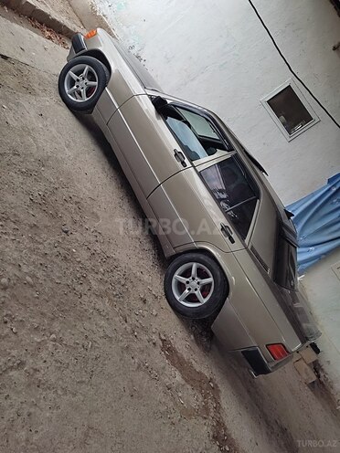 Mercedes 190 1990, 280,000 km - 2.0 l - Hacıqabul