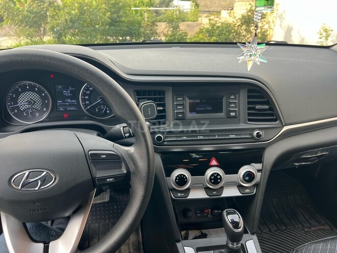 Hyundai Elantra 2019, 54,693 km - 1.6 l - Sumqayıt