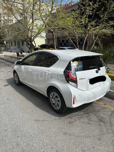 Toyota Aqua 2019, 123,000 km - 1.5 л - Bakı